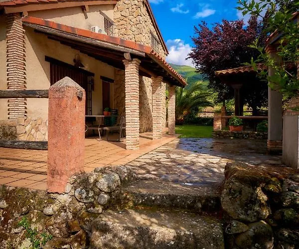 Апартаменты La Canada Del Valle Del Jerte Наваконсехо